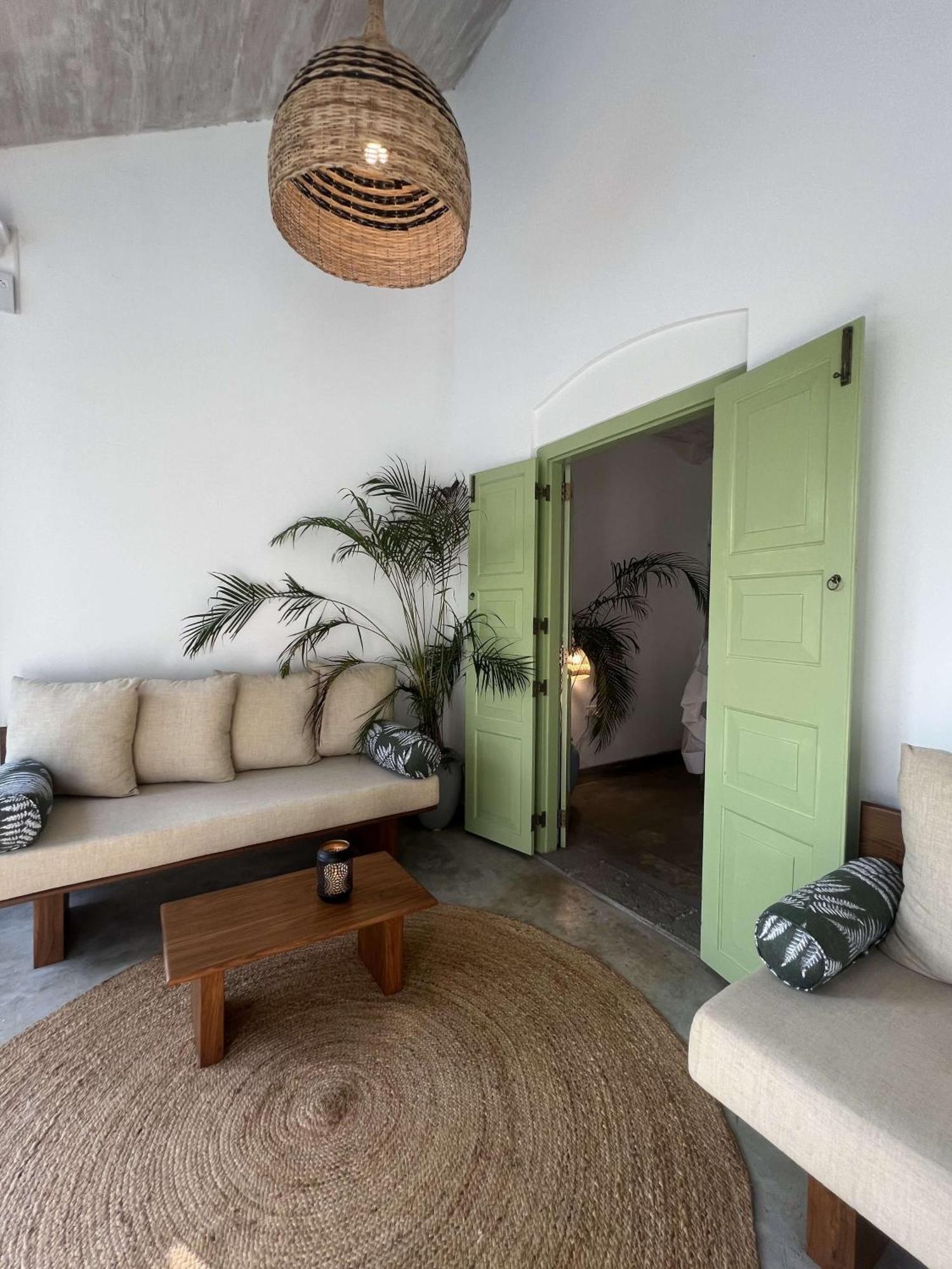 Zen House Hotel อาฮานกามา ภายนอก รูปภาพ